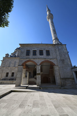 Istanbul Beylerbeyi Mosque oct 2019 6782.jpg