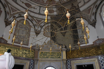 Istanbul Laleli mosque at Mausoleum oct 2019 7163.jpg