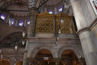 Istanbul Laleli mosque oct 2019 7128.jpg
