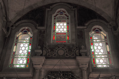 Istanbul Laleli mosque oct 2019 7135.jpg