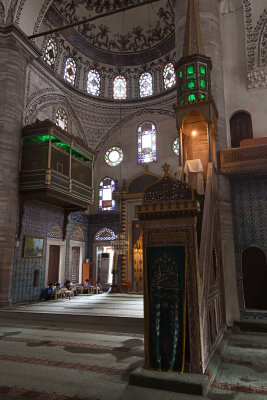Istanbul Hekimoglu Ali Pasha Mosque oct 2019 7406.jpg