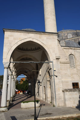 Istanbul Molla Celebi Mosque oct 2019 6667.jpg