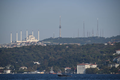 Istanbul View from Findikli Park oct 2019 6665.jpg