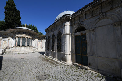 Istanbul Mihrisah Sultan Complex oct 2019 6867.jpg
