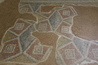 Urfa Haleplibahce Museum Geometric Villa mosaic sept 2019 5197.jpg
