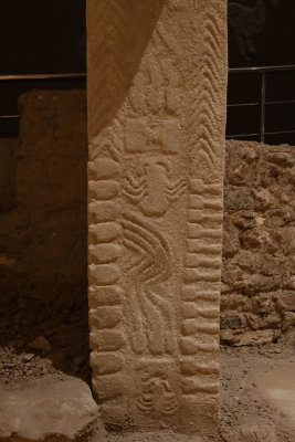 Urfa museum Gobeklitepe Temple D replica sept 2019 4822.jpg