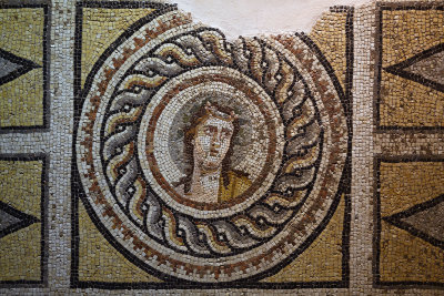 Gaziantep Zeugma museum Dionysos portrait mosaic sept 2019 4119.jpg