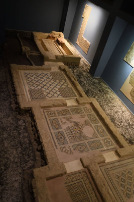 Gaziantep Zeugma museum Lower floor sept 2019 4048.jpg