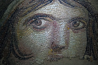 Gaziantep Zeugma museum Gypsy mosaic sept 2019 4109.jpg