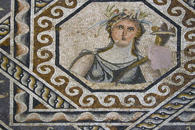 Gaziantep Zeugma museum Gaia mosaic sept 2019 4023.jpg