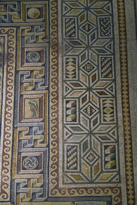 Gaziantep Zeugma museum So far unknown mosaic sept 2019 4061.jpg