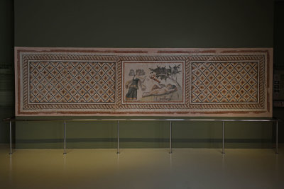 Antakya Archaeological Museum Sleeping Eros mosaic sept 2019 5911.jpg