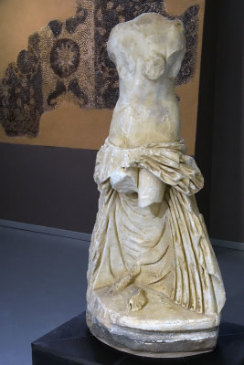 Antakya Archaeological Museum Aphrodite of Syracuse sept 2019 5842.jpg