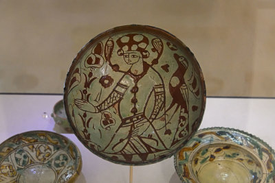 Antakya Archaeology Museum Medieval ceramics sept 2019 6287.jpg