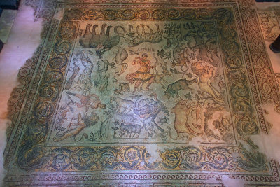 Antakya Archaeology Museum Artemis mosaic sept 2019 6212.jpg