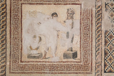 Antakya Archaeology Museum Two athletes mosaic sept 2019 5934.jpg