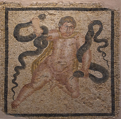 Antakya Archaeology Museum Herakles mosaic sept 2019 5944.jpg