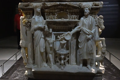 Antakya Archaeology Museum Antakya sarcophagus sept 2019 6142.jpg