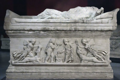 Antakya Archaeology Museum Frieze sarcophagus sept 2019 6131.jpg