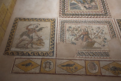 Antakya Archaeological Museum Satyr et al mosaic sept 2019 5874.jpg