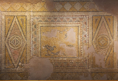 Antakya Archaeology Museum Mainly geometric mosaic sept 2019 5869.jpg