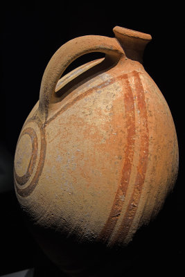 Adana museum Iron Age flask sept 2019 6470.jpg