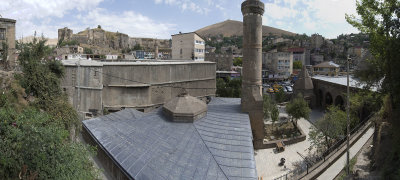 Bitlis Şerefiye Mosque 3760 Panorama.jpg