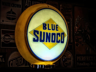 Blue Sunoco Sign