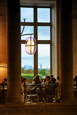 The Café Mollien, the Louvre