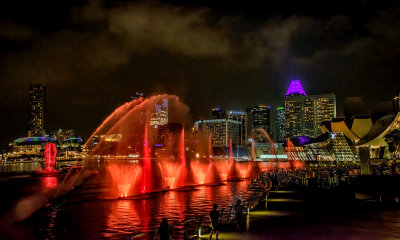  Water & Laser Light Show at Marina Bay 