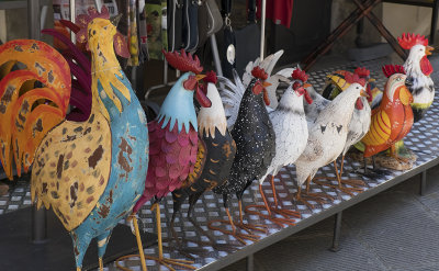 Crowing Roosters: The mascot/symbol of the Chianti Region