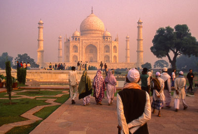 Crowds Arriving at the Taj Mahal
