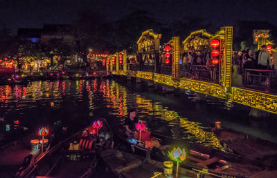 Locals and Tourist alike take to the River with Colorful Floating Lanterns