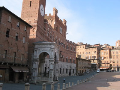 Piazza In Siena