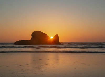 Sunset over Copalis rocks_Dawn Bockus.jpg