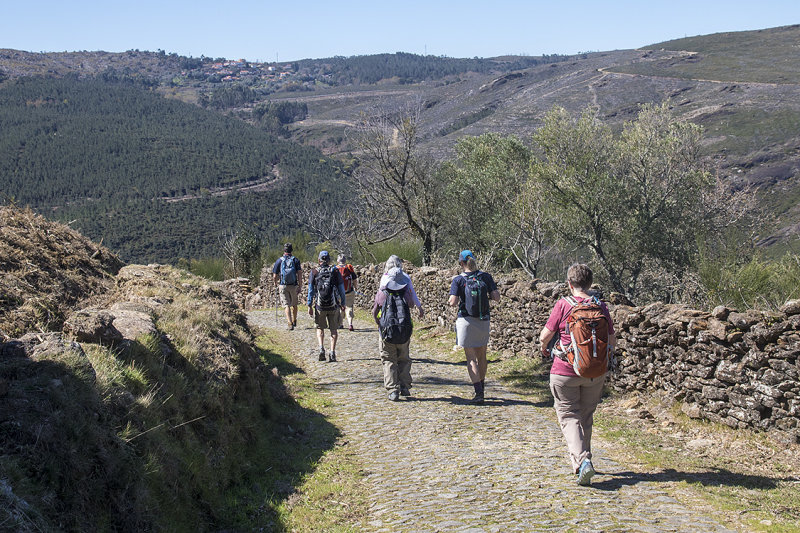 Rural trail to So Joo Drga