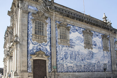 Elaborate tile facade on unnamed Porto cathedral