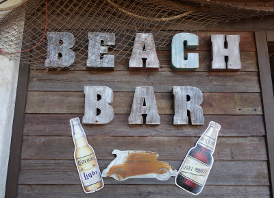Beach Bar for Burgers