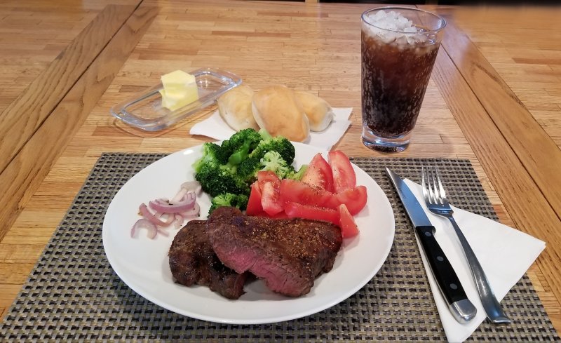 Steak, Broccoli and Tomatoes