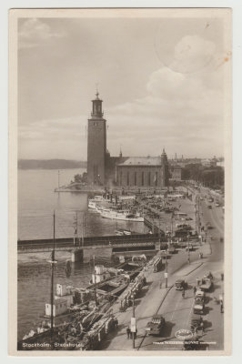 Postcard from Anna (Lingblom?) and Karl to Van Fleets, City Hall Stockholm, 7.22.1947