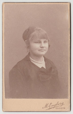 Dorothea Thea berg, Edsbyn