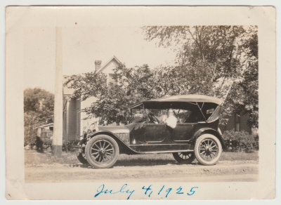 John Olof Oberg in car, 1925