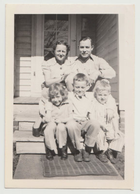 Family of Katherine Oberg and Harold Van Fleet