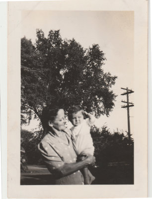 Clara Oberg and Larry, Aug 1943