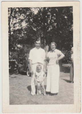 Harold, Katherine, and Bob Van Fleet, approx 1936