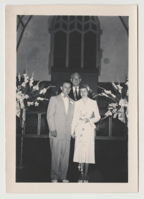 Robert (Bob) and Pearl Van Fleet wedding, 1952