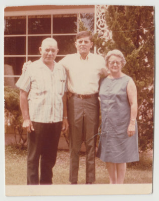 Harold, Dave and Katherine Van Fleet in California