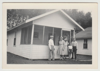 Arvid, Beba, Clara, John Olof and young boy