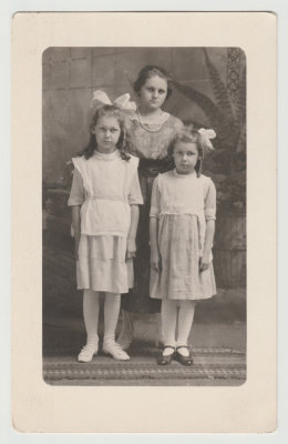 Elna Oberg Anderson, Frances Nero, Dorothy Nero