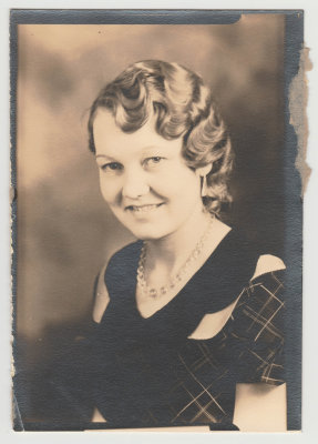 Ellen S Oberg (Bigelow), daughter of William Oberg